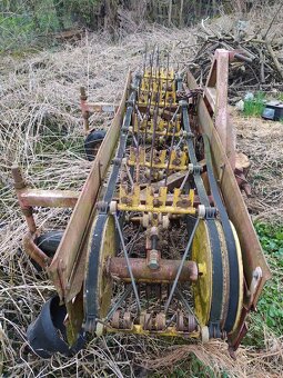 Obraceč a shrnovač sena - 4