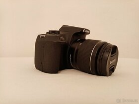 Canon EOS 2000D + Canon EF-S 18-55 mm f/3,5-5,6 DC III - 4
