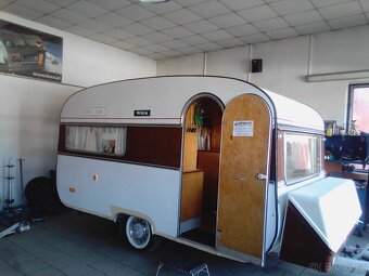 Karavan WILLK veterán rok 1963 - 4