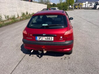 Peugeot 206 1,4 - 112 040km, TAŽNÉ - 4