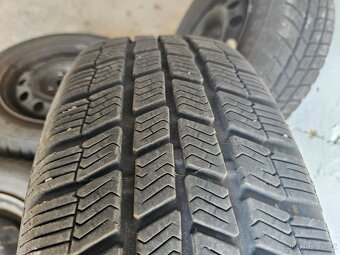 Prodám zimní pneu + disky 185/65R14 , FORD 14" - 4