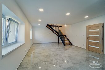 Rodinný dům 4+kk, na pozemku 231 m2, Roudnice nad Labem, okr - 4
