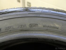 4ks zimních pneu 235/55/17 99H M+S Dunlop - 4