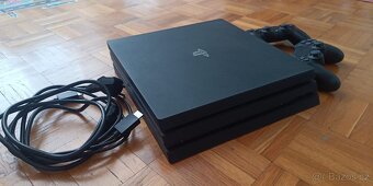 Playstation 4 PRO - 1TB SSD, 2x ovladač - 4