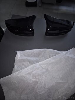 BMW m5 originál díl nepoškozene vyměna za akrapovič - 4