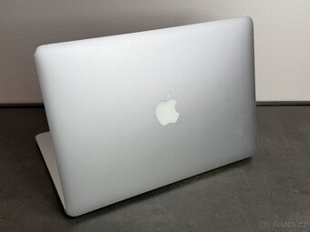 Macbook Air 13'' 2017 / i5 / 8GB / 128GB SSD - 4