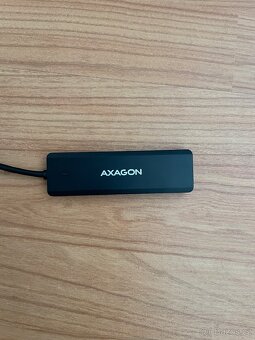 2x USB Hub - 4