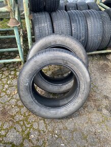 255/60R18 - 4