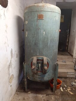 Tlaková nádrž - 4