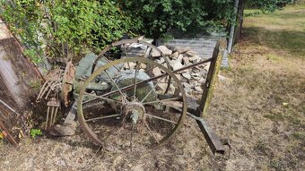 Prodám techniku za Zetor K25 - 4