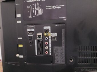 TV Samsung UE32F5500AW - 4