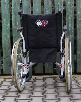 048-Mechanický invalidní vozík B+B. - 4