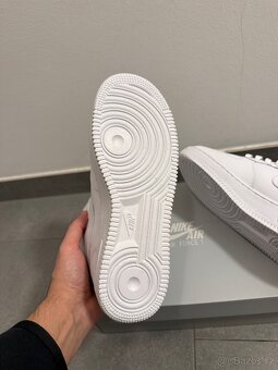 Nike Air Force 1 Mid '07  - 41 - - 4