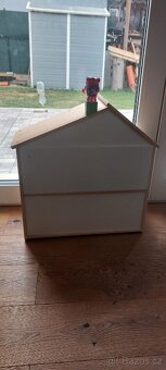 Ikea domecek flisat a vybavení huset - 4