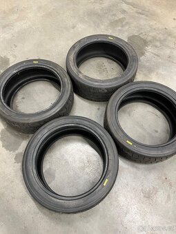 Slick 235/40r18 - 4
