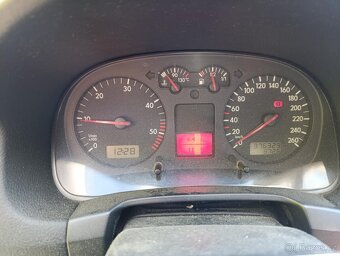 Volkswagen Golf IV - 4