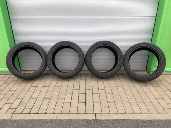 Zimní sada pneu Nokian WRA3 a WRA4 225/45 R18 225/45/18 - 4