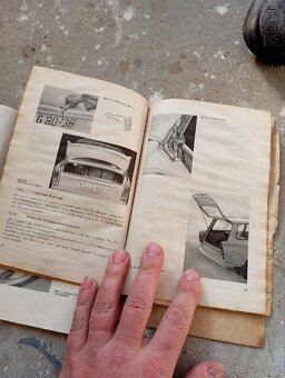 Trabant příručky literatura - 4