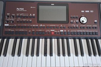 Korg pa 700 - 4