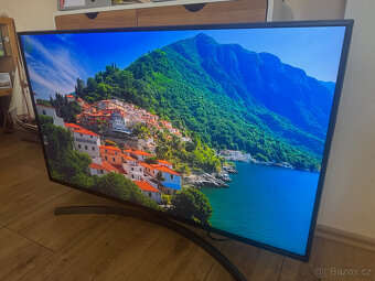 4K ULTRA HD TV LG 49" 123cm - 4