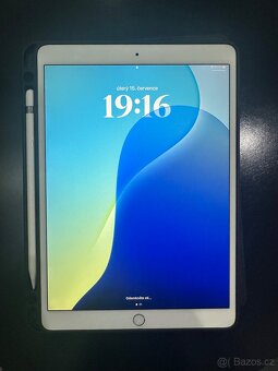 iPad Air 3. Generace - 4