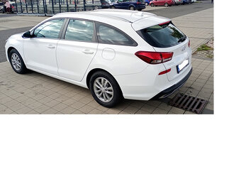 hyundai i30 2022 - Auta na splátky bez přijmů a registrů - 4