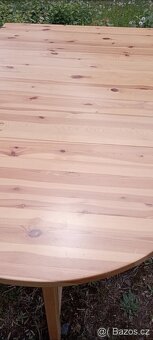 Jídelní rozkládací stůl z masivu (borovice) - 4