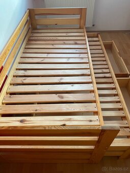 Dřevěná postel s přistýlkou 90 x 200 cm s úložným prostorem - 4