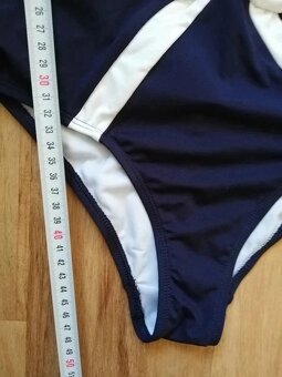 Anime - nádherné dívčí (dámské) jednodílné modrobílé plavky - 4