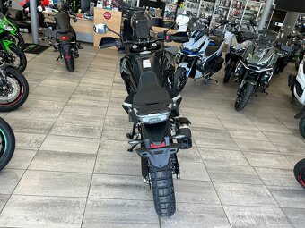 CF Moto 800 MT-X 2025 Nebula Black - 4