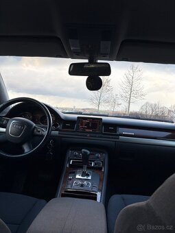Audi A8 - 4