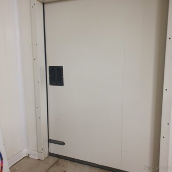 CHLADÍCÍ BOX 5 × 8 m - 4