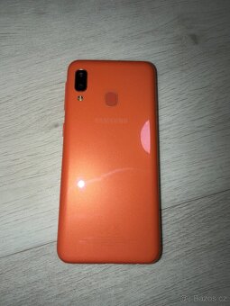 Samsung Galaxy A20e - 4