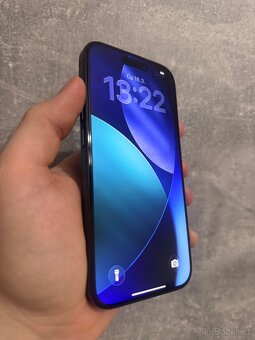 IPhone 15 pro 256gb - 4