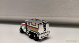 Matchbox Peterbilt - cisterna Shell - 4