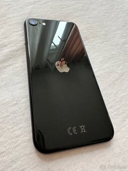 iPhone SE 128gb - 4