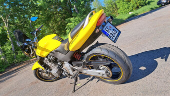 Honda CB600F Hornet, r.2002 - 4