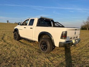 DODGE RAM 5.7 HEMI V8 4x4 možná výměna - 4