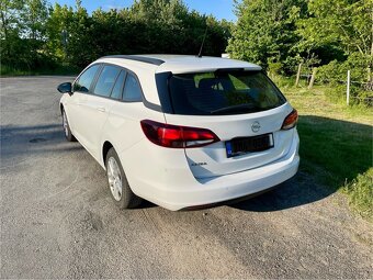 Opel Astra Sports Tourer 1,2 turbo - 4