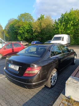Mercedes C 220 cdi rok 2008 - 4