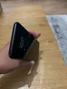 Samsung Galaxy A70 Dual SIM - 4