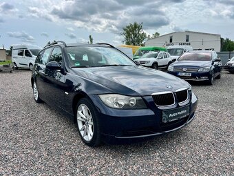 BMW 320i 110 kW Výhřevy,Klima,Alu,Stav - 4