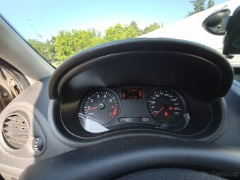 Renault Clio combi benzín 1,2 55kw r.v.2011, 74 384 km - 4