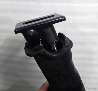 Pila ocaska Makita - 4