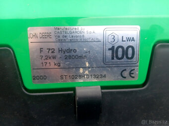 Zahradní sekací traktor - motor Briggs & Stratton - 4