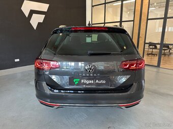 VW PASSAT VARIANT B8 2.0TDI 110KW DSG HIGHL.MATRIX ACC TAŽNÉ - 4