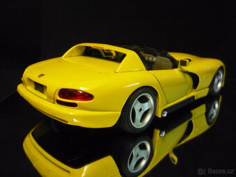 Dodge Viper RT/10 žlutý Bburago 1/18 - 4