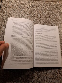 Makroekonomie - 2., aktualizované vydání  - Václav Ju - 4