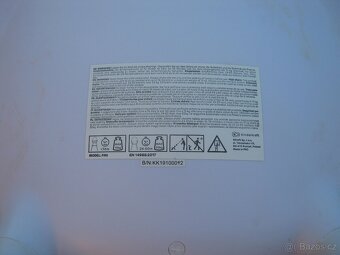 Dětská jídelní stolička - 4