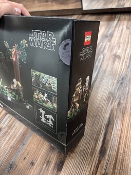 LEGO Star Wars 75353 Endor speeder chase - 4